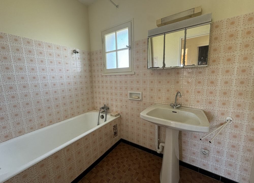 b-immo-MAISON 4 PIÈCES 60 M² 450 M², LA PLAINE-SUR-MER (44772)