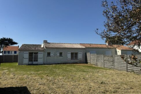 b-immo-MAISON 4 PIÈCES 60 M² 450 M², LA PLAINE-SUR-MER (44774)