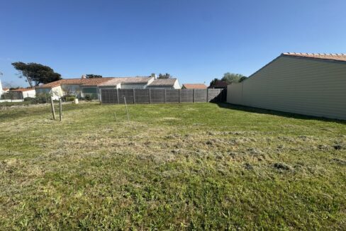 b-immo-VENTE TERRAIN À BATIR LA PLAINE-SUR-MER (44773)