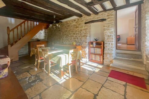 8 PIÈCES 138 M² 194 M² OINVILLE-SUR-MONTCIENT MAISON DE CHARME (9)