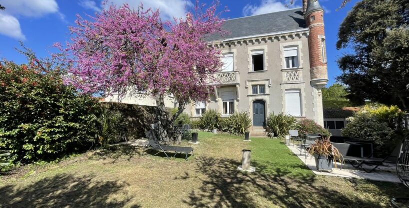 b-immo-MAISON 6 PIÈCES 200M² SUR 530M² CENTRE PORNIC (1)