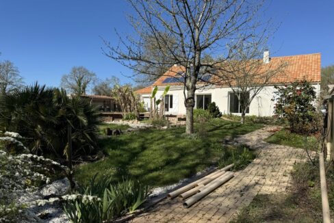 b-immo-11 pièces 220 m² 2000 m², au calme et sur terrain de 2000 m2,maison non mitoyenne de 220 m2 avec vie de plain pied, PORNIC (4)
