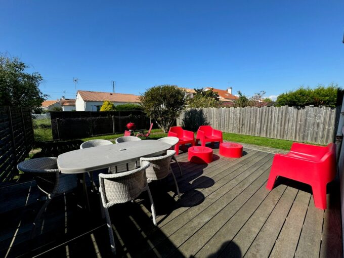 Agence IMMOPORNIC MAISON 7 PIÈCES 125M² - 474M² AVEC 4 CHAMBRES, GRAND GARAGE, JARDIN PORNIC - LA BIROCHÈRE