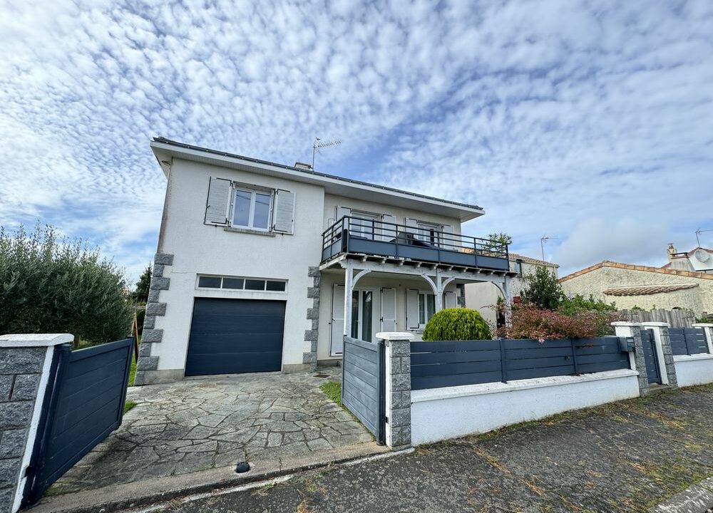 b-IMMO PORNIC 7 pièces 125 m² 474 m² Maison 4 chambres, garage - jardin ouest, Pornic - La Birochère (7)