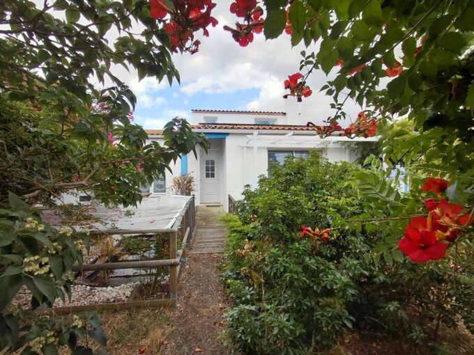 b-immo-5 pièces 143 m² 572 m² MAISON 143 M² - BOUIN (2)