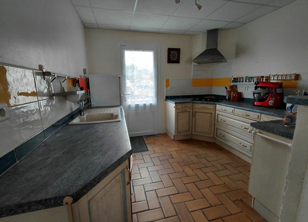b-immo-5 pièces 143 m² 572 m² MAISON 143 M² - BOUIN (5)