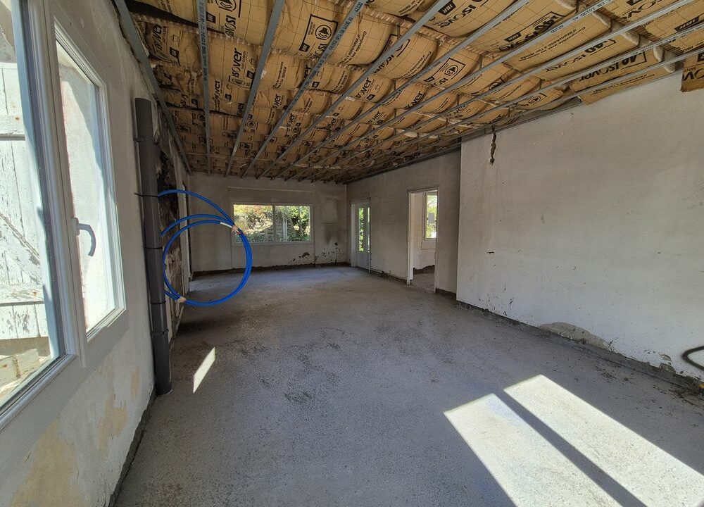 b-immo-5 pièces 120 m² 318 m² MAISON 5 PIECES a finir de Rénover et Agencer 120m² 3 chambres St BREVIN L Océan (1)