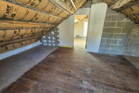 b-immo-5 pièces 120 m² 318 m² MAISON 5 PIECES a finir de Rénover et Agencer 120m² 3 chambres St BREVIN L Océan (13)