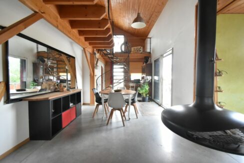 b-immo-5 pièces 98 m² 4420 m² Belle maison contemporaine, ses ateliers et sa salorge au coeur des marais salants (1)