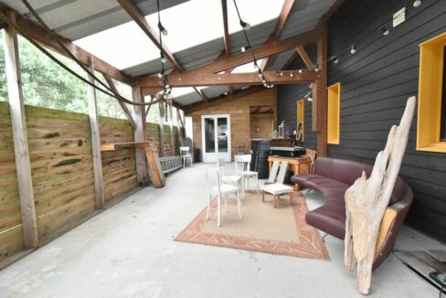 b-immo-5 pièces 98 m² 4420 m² Belle maison contemporaine, ses ateliers et sa salorge au coeur des marais salants (4)