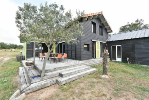 b-immo-5 pièces 98 m² 4420 m² Belle maison contemporaine, ses ateliers et sa salorge au coeur des marais salants (5)