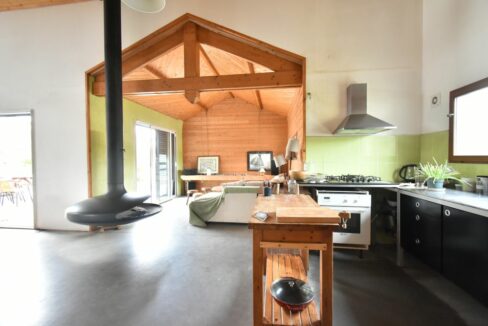 b-immo-5 pièces 98 m² 4420 m² Belle maison contemporaine, ses ateliers et sa salorge au coeur des marais salants (7)