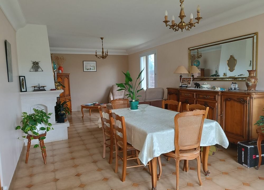 b-immo-6 pièces 117 m² MAISON proche du centre 6 pieces 117m² 4 chambres Saint VIAUD 44320 (3)