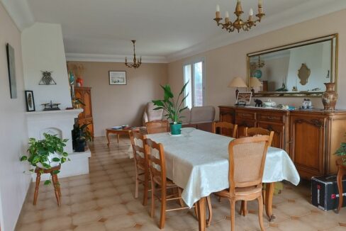 b-immo-6 pièces 117 m² MAISON proche du centre 6 pieces 117m² 4 chambres Saint VIAUD 44320 (3)