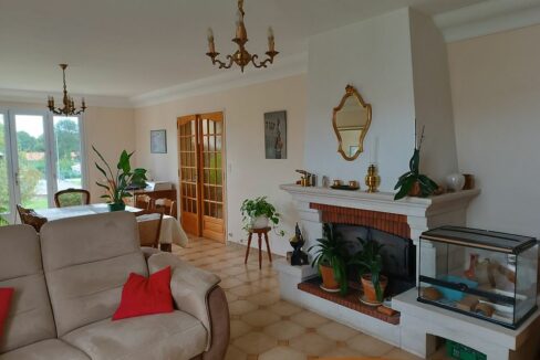 b-immo-6 pièces 117 m² MAISON proche du centre 6 pieces 117m² 4 chambres Saint VIAUD 44320 (9)