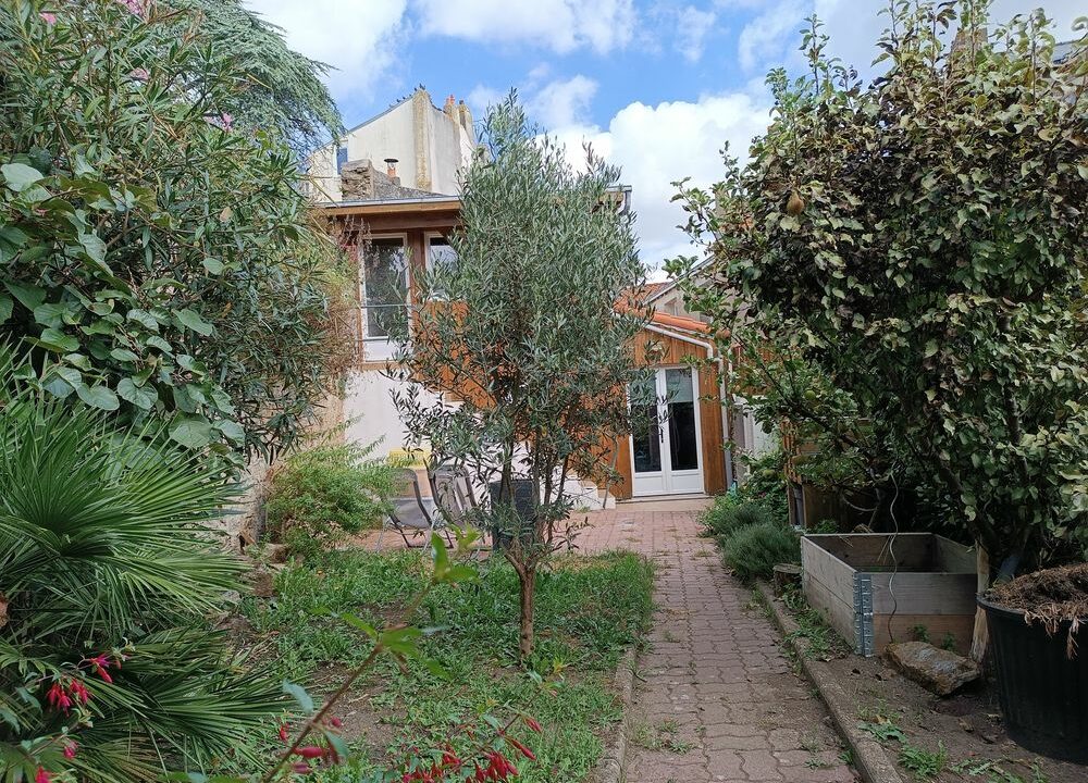 b-immo-6 pièces 164 m² 285 m² Paimboeuf, maison de 164m² avec annexe de 50m² (1)