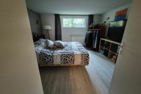 b-immo-7 pièces 106 m² 375 m² MAISON Ville 7 Pieces Toute Rénovée Foyer cocon pour Famille (17)