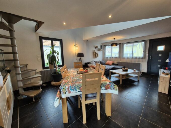 b-immo-7 pièces 106 m² 375 m² MAISON Ville 7 Pieces Toute Rénovée Foyer cocon pour Famille (18)
