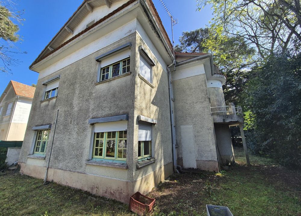 b-IMMO PORNIC MAISON 8 PIÈCES 140 M² 664M² SAINT-BRÉVIN-LES-PINS (31)