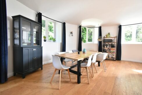 b-immo-5-pieces-124-m²-Superbe-appartement-et-son-jardin-privatif-Champtoceaux-49273La-Varenne