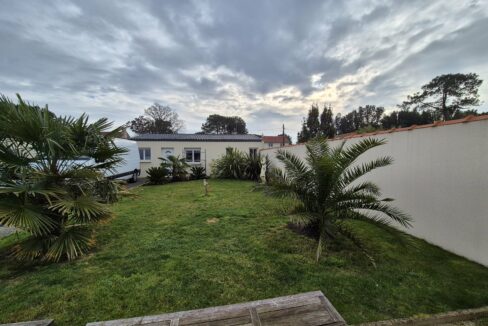 4 pièces 80 m² 569 m² St-Brevin-Les-Pins, maison de plain pied avec grand garage 1