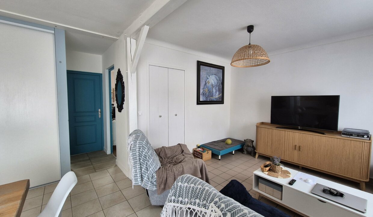4 pièces 80 m² 569 m² St-Brevin-Les-Pins, maison de plain pied avec grand garage 3