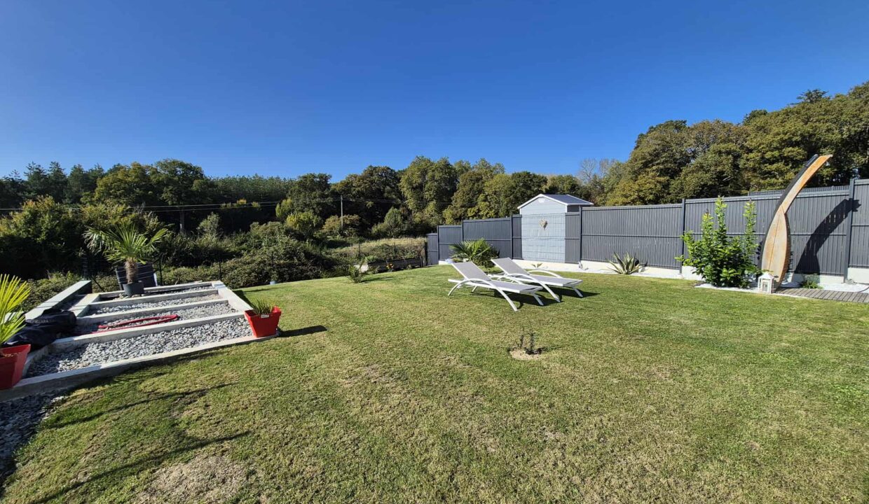 4 pièces 88 m² 355 m² À vendre à Saint-Père-En-Retz (44320) maison neuve de 2023 avec 3 chambres 11