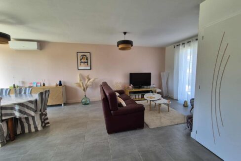 4 pièces 88 m² 355 m² À vendre à Saint-Père-En-Retz (44320) maison neuve de 2023 avec 3 chambres 12