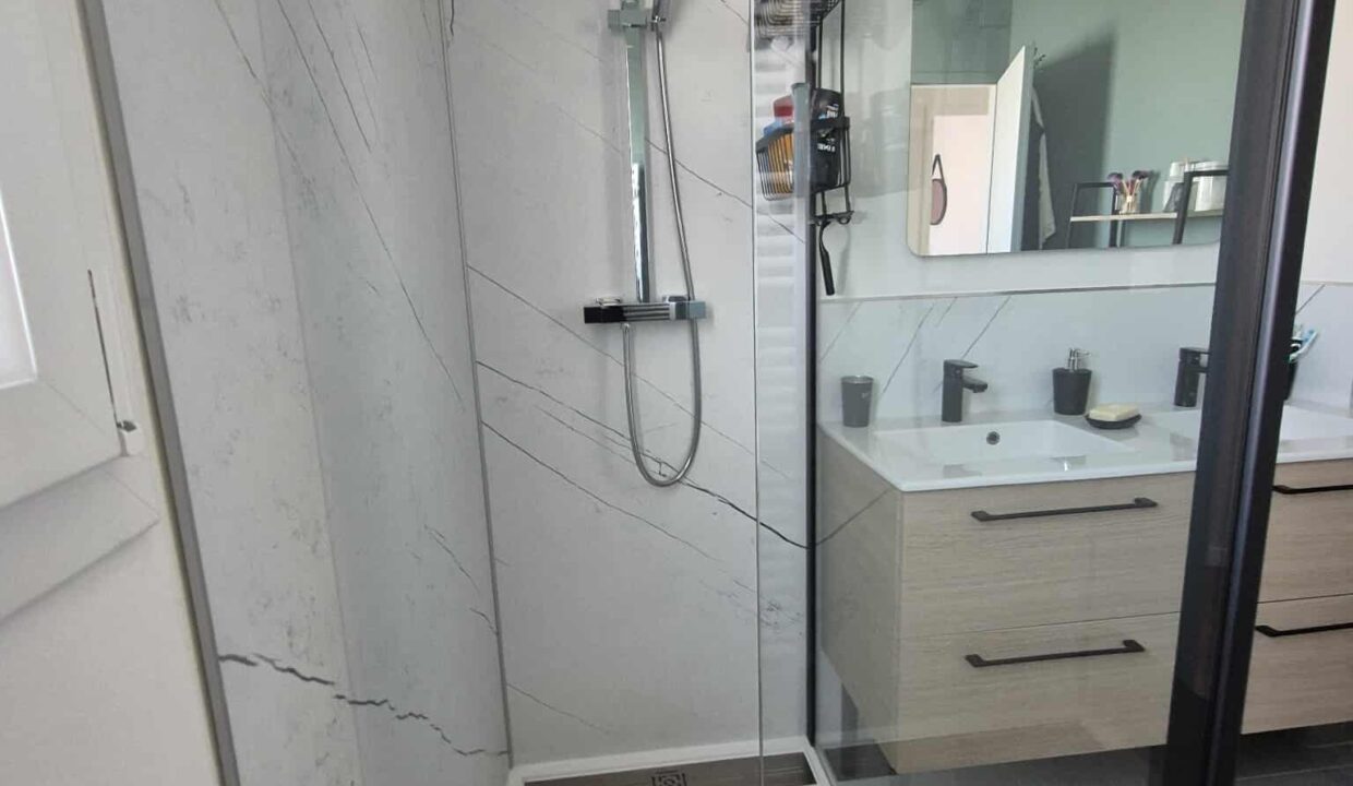 4 pièces 88 m² 355 m² À vendre à Saint-Père-En-Retz (44320) maison neuve de 2023 avec 3 chambres 4