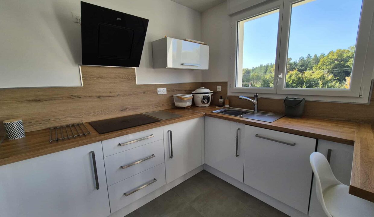 4 pièces 88 m² 355 m² À vendre à Saint-Père-En-Retz (44320) maison neuve de 2023 avec 3 chambres 6