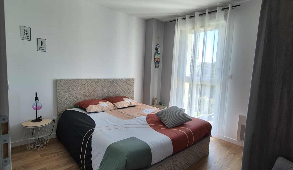 4 pièces 88 m² 355 m² À vendre à Saint-Père-En-Retz (44320) maison neuve de 2023 avec 3 chambres 7