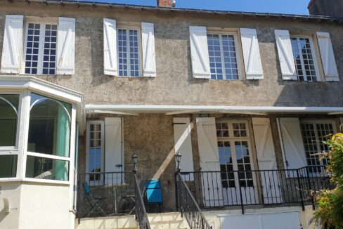 7 pièces 170 m² 846 m² VENTE Magnifique DEMEURE BORD de Loire, 3 chambres + bureau sur 3 étages de 170 m² habitable PAIMBOEUF (44560) 4