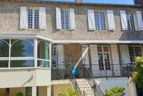 7 pièces 170 m² 846 m² VENTE Magnifique DEMEURE BORD de Loire, 3 chambres + bureau sur 3 étages de 170 m² habitable PAIMBOEUF (44560) 5