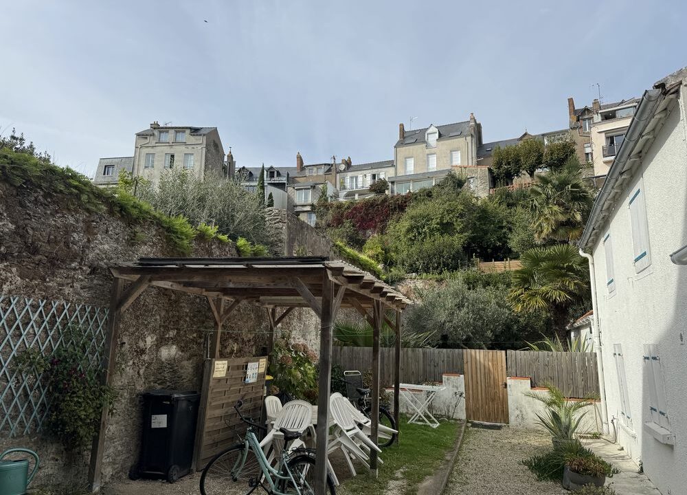 b-immo-1 pièce 23.5 m² Pornic - Vieux port - studio au calme avec cour en jouissance