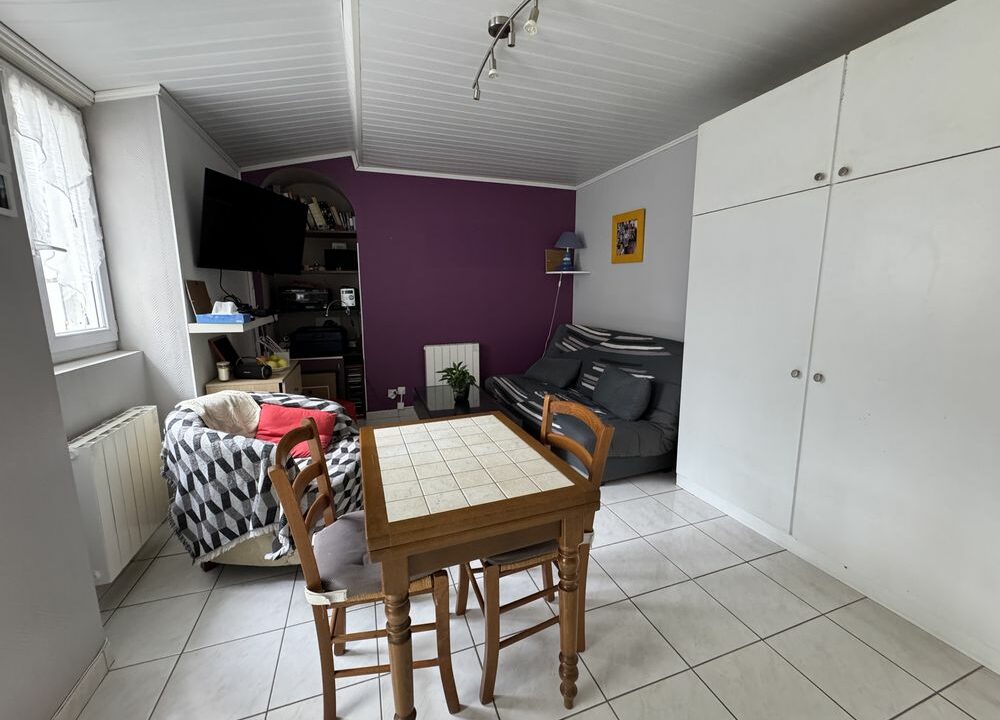 b-immo-1 pièce 23.5 m² Pornic - Vieux port - studio au calme avec cour en jouissance_05