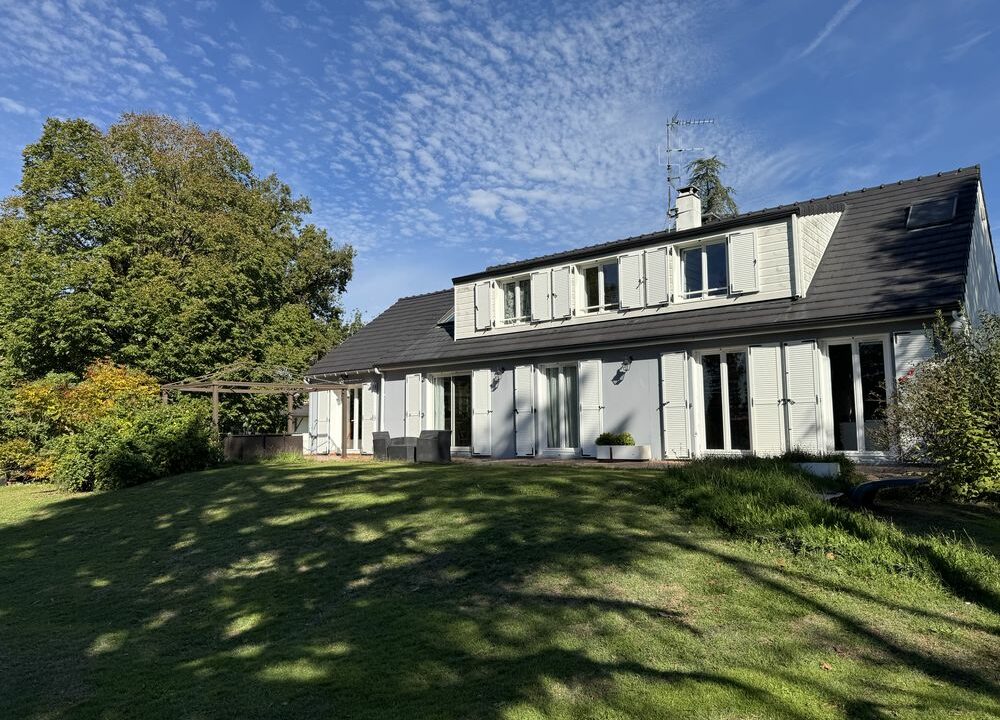 b-immo-11 pièces 260 m² 2300 m² - maison de 260 m2 avec 5 chambres sur terrain de 2300 m2, Sainte-Pazanne (3)
