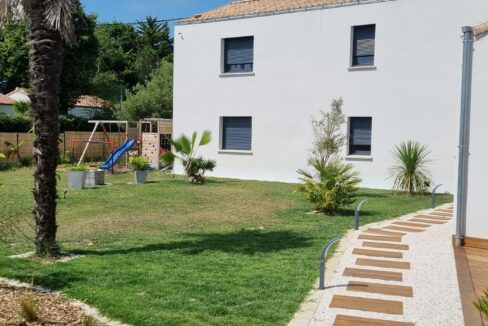 b-immo-8 pièces 215 m² 830 m², Belle Villa 215 m² La Plaine Sur Mer.