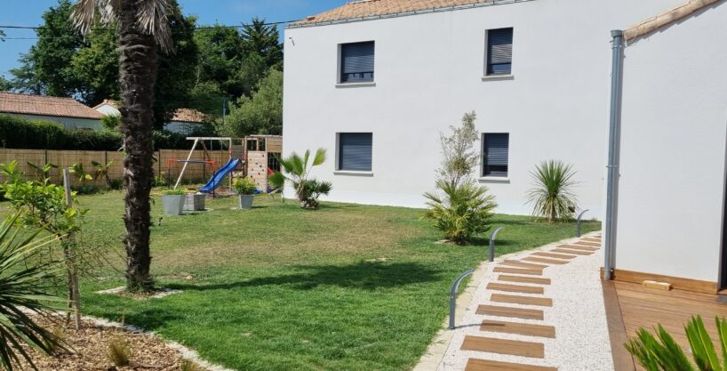 b-immo-8 pièces 215 m² 830 m², Belle Villa 215 m² La Plaine Sur Mer.