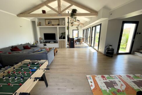 b-immo-8 pièces 215 m² 830 m², Belle Villa 215 m² La Plaine Sur Mer. 13