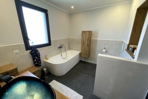 b-immo-8 pièces 215 m² 830 m², Belle Villa 215 m² La Plaine Sur Mer. 14