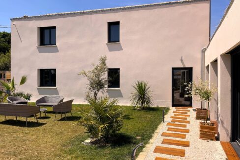 b-immo-8 pièces 215 m² 830 m², Belle Villa 215 m² La Plaine Sur Mer. 4