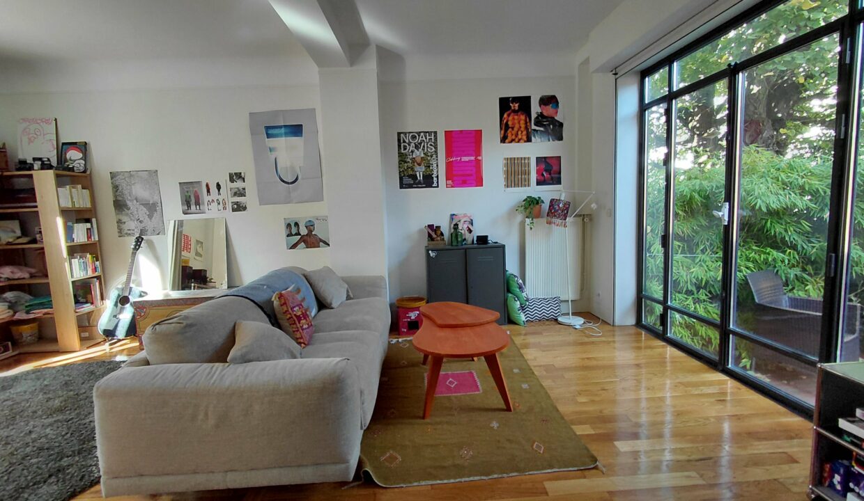 MAISON 6 PIECES 185 M² - PARIS 12