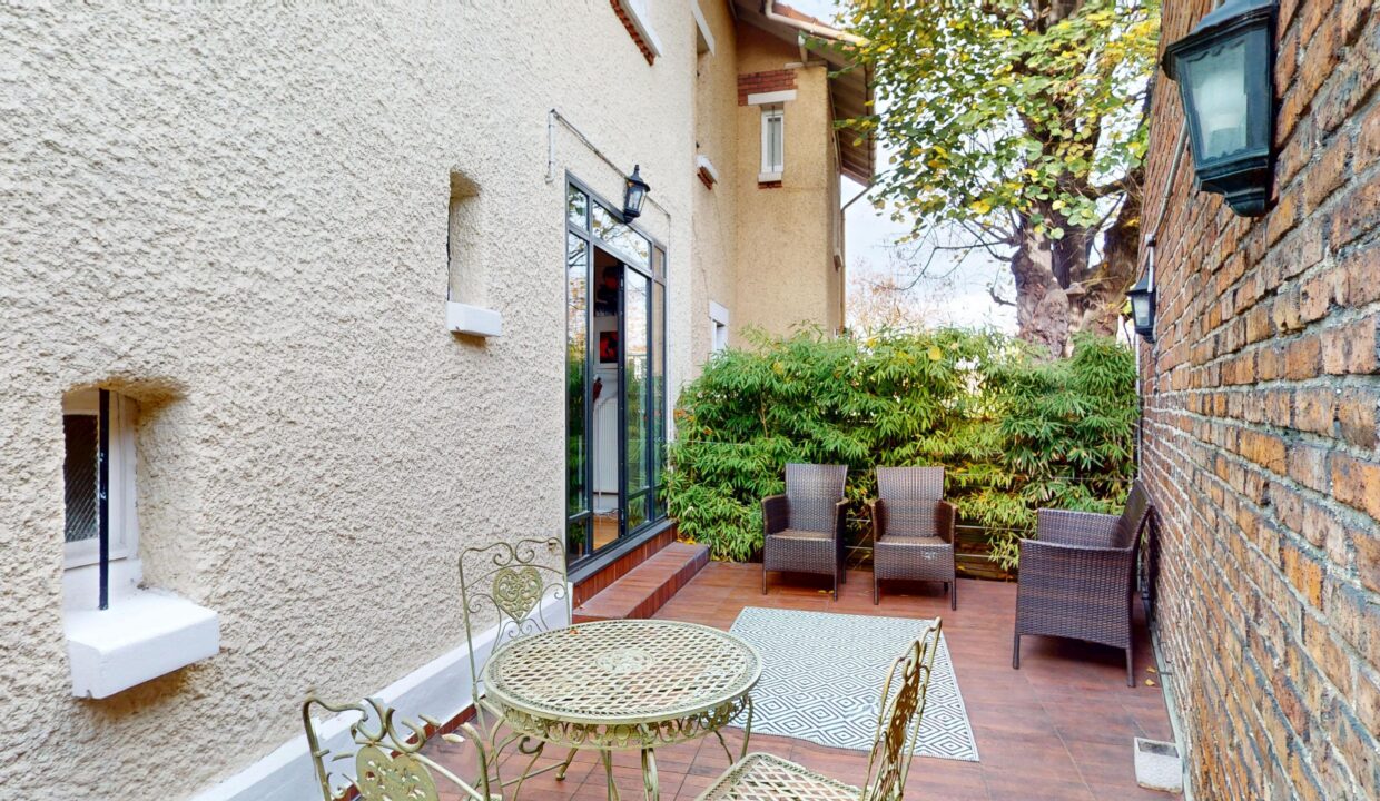 MAISON 6 PIECES 185 M² - PARIS 15