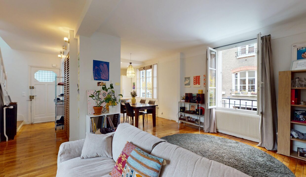 MAISON 6 PIECES 185 M² - PARIS 17