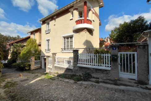 MAISON 6 PIECES 185 M² - PARIS 5