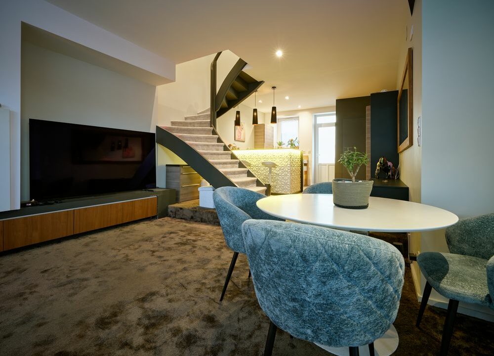 Immonantes, Sainte-Marie, Pornic. Place de l'église