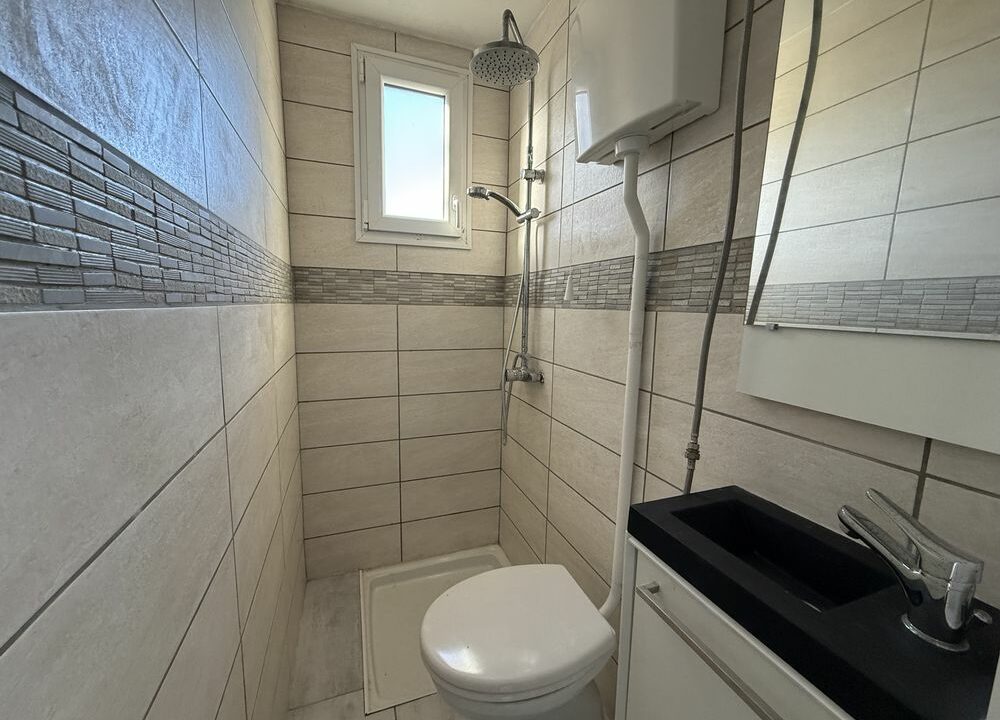 b-IMMO PORNIC MAISON RÉNOVÉE 44M² 2 PIÈCES BOURG MOUTIERS-EN-RETZ (3)