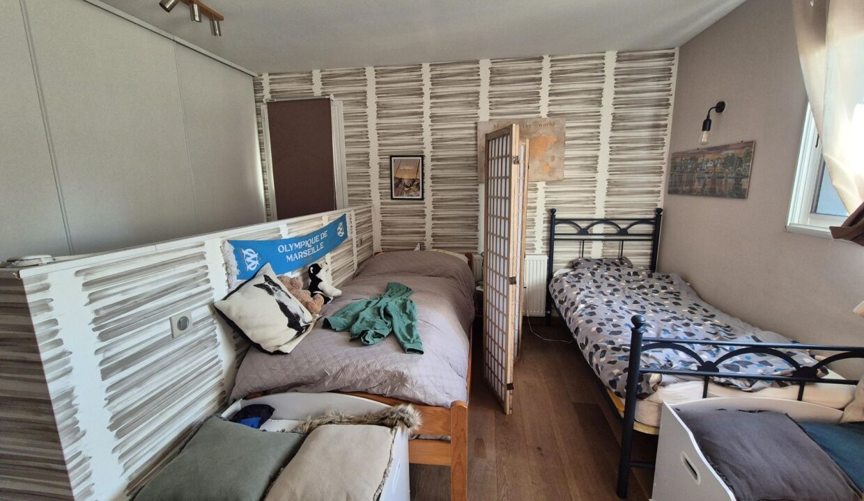 2311-Maison - 208 m² - 8 pièces (10)_resultat