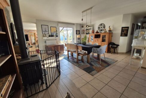 2311-Maison - 208 m² - 8 pièces (15)_resultat