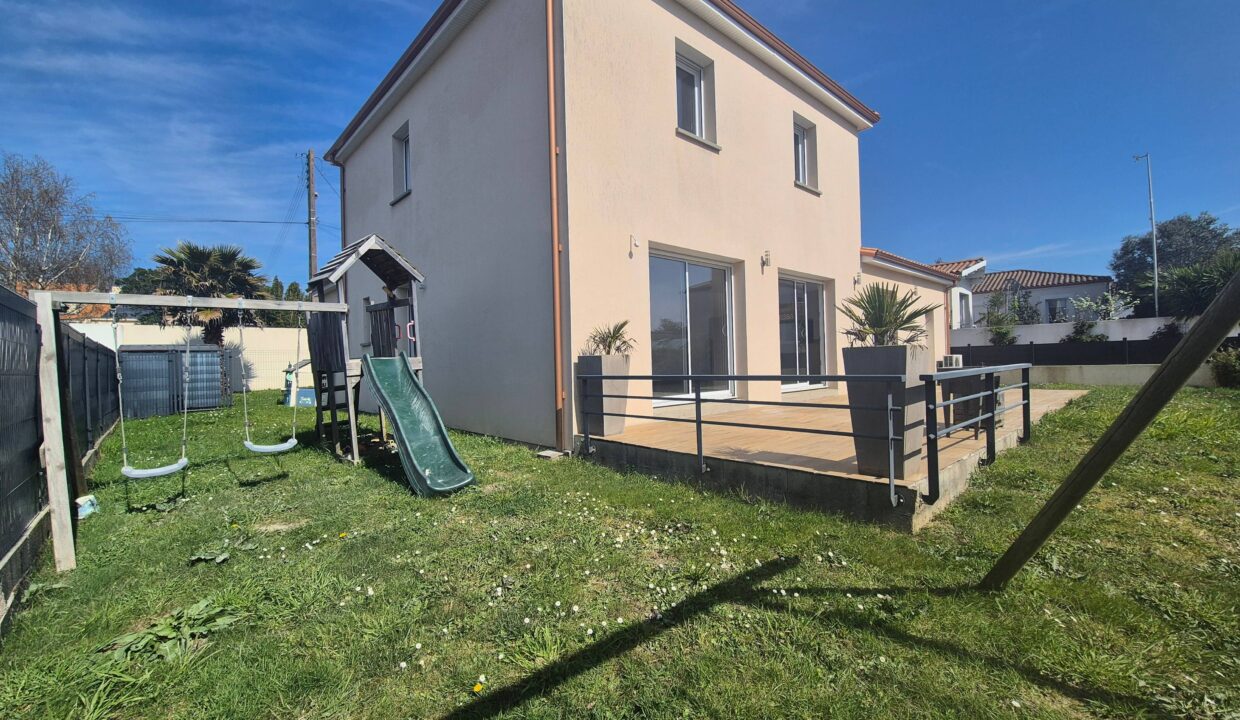 MAISON FAMILIALE 144M² Recente 6 chambres sur PORNIC (44210) Pays de Retz